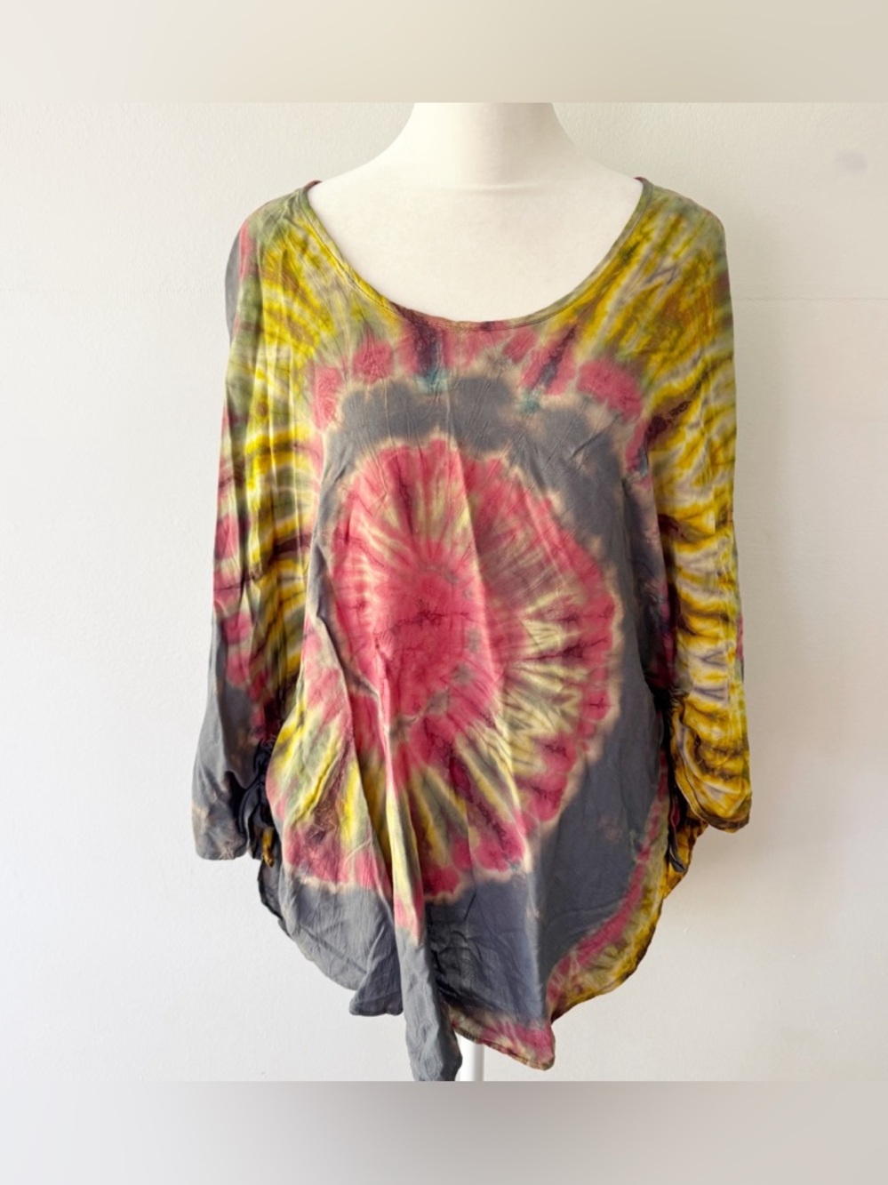 Women Rayon Tie Dye Batwing Sleeve Top One Size Hippie Retro Boho Festival